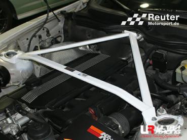 BMW Z4 E85 / E86 2,5 und 3,0  ULTRA Racing Domstrebe vorne Rennsport-Qualität