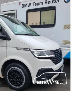 8x18 ET50 mattschwarz / Felgenhorn silber BusWerk ROX Offroad / Allterrain Satz (4 Stck.) Alu-Felgen mit ABE für VW T5, T6 und T6.1