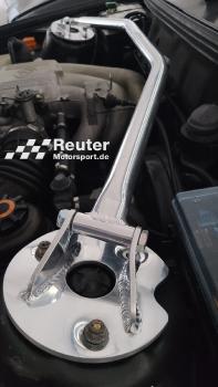 Preview: BMW E30 316i, 318i, 318is, 320i, 323i, 325i, 325e Domstrebe vorne Alu (dreiteilig)