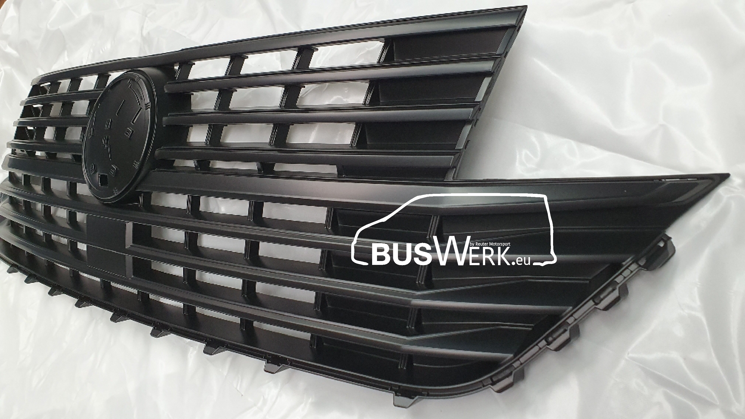 Erfurt VW T6.1 Frontgrill schwarz glänzend mit VW Zeichen