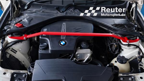 BMW 1er F20 F21 2 F22 F23 vorne oben Aluminium dreiteilige Domstrebe Reuter Motorsport (Farbe: ROT)