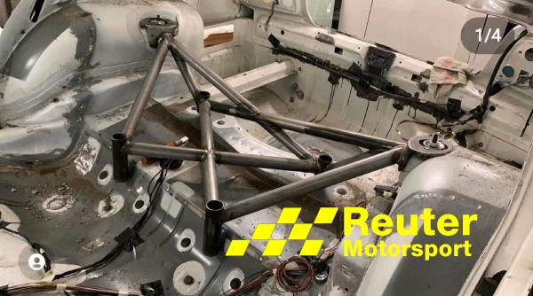 BMW E36 Coupe + Limousine incl. M3 Motorsport Verstärkung für Heck / Kofferraum / Torsions-Versteifung Version X 4-Punkt